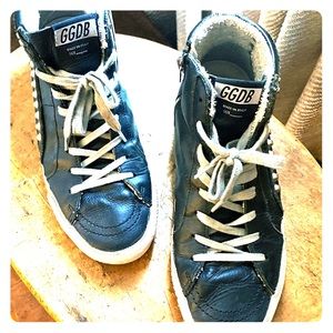 Size 38 (us size 8) authentic Golden Goose